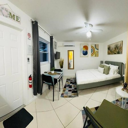 Studio With Terrace Near Hard Rock-Patio ฮอลลีวูด ภายนอก รูปภาพ